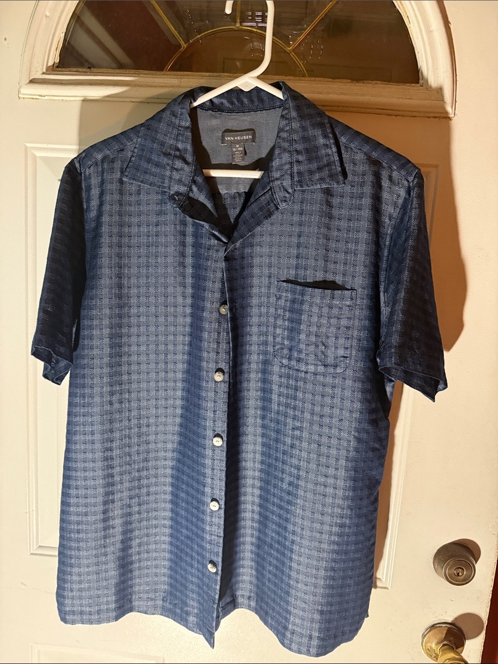 Van Heusen Men's Short-Sleeve Navy Textured Button-Down Shirt